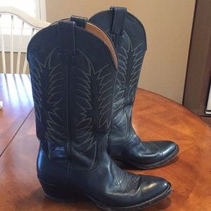 Ladies Nacona western boots size 8B